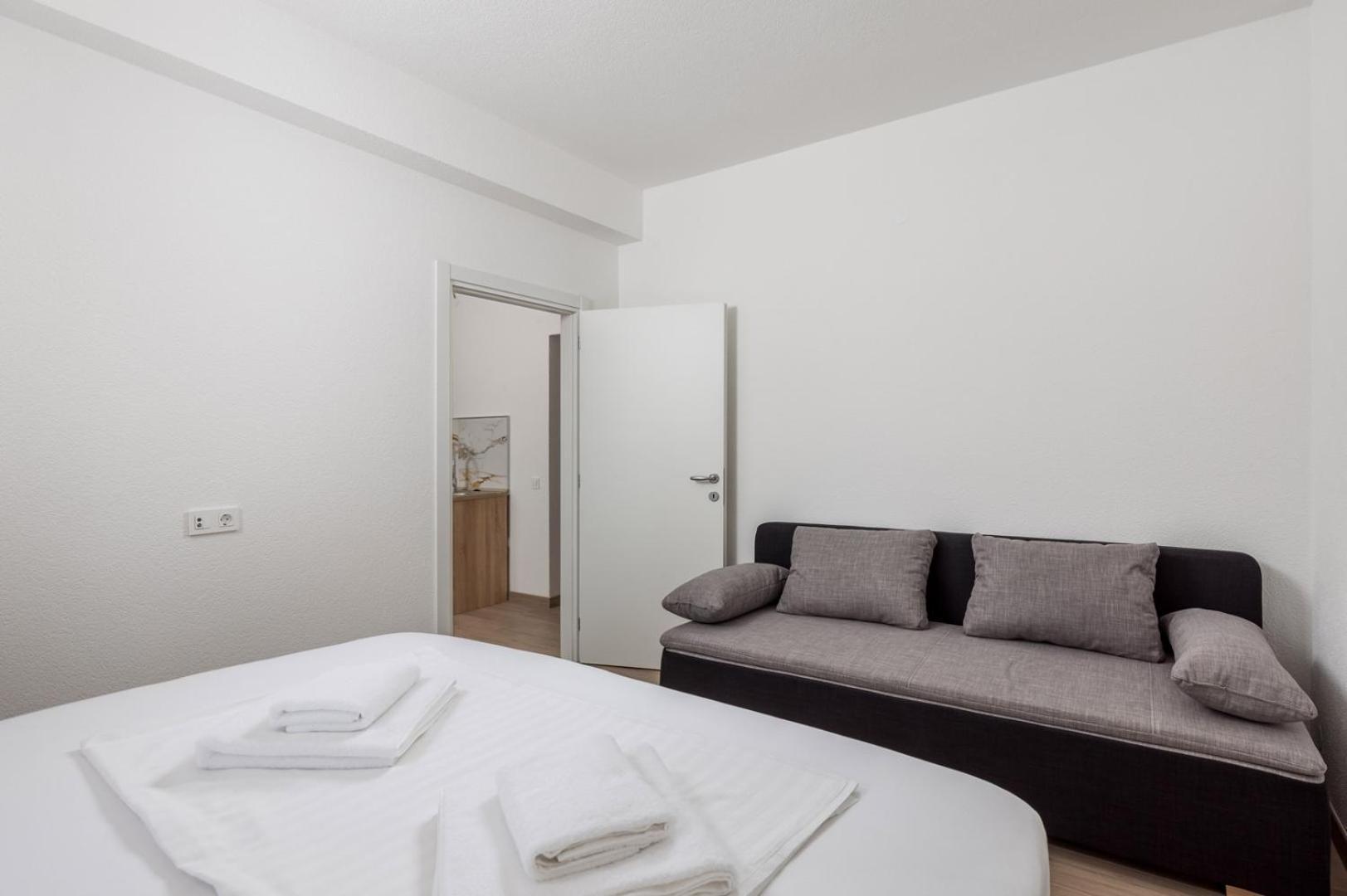 Apartments Jadranka Omišalj Екстериор снимка