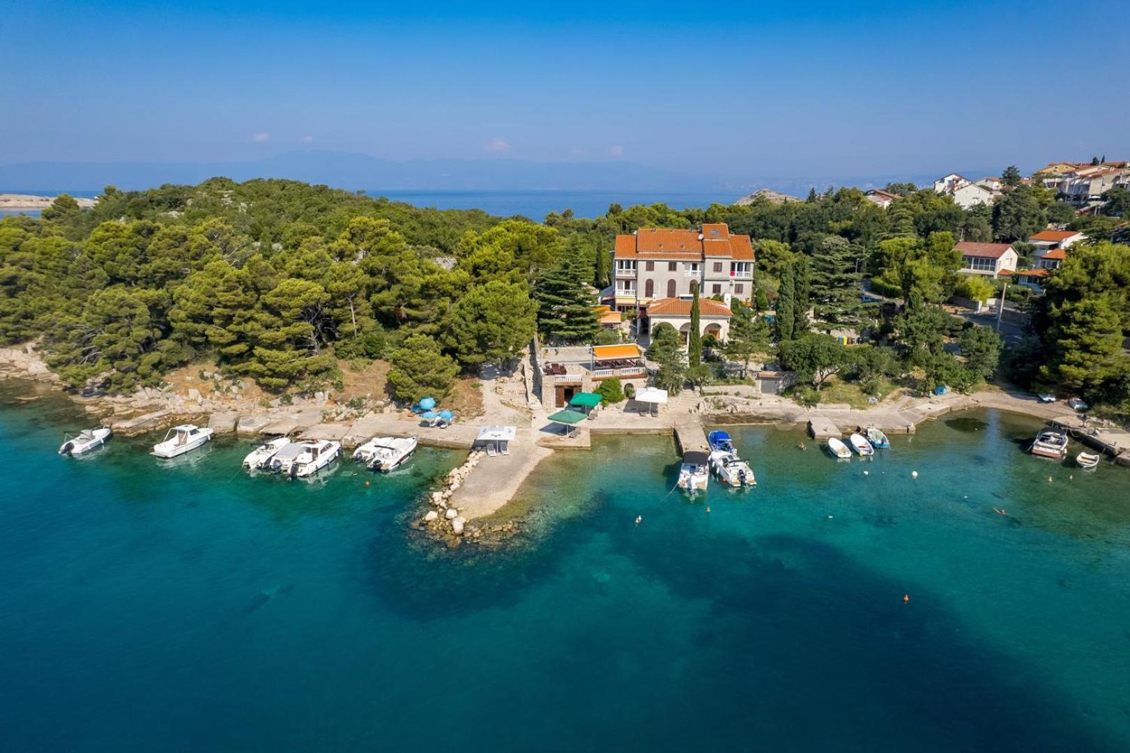 Apartments Jadranka Omišalj Екстериор снимка