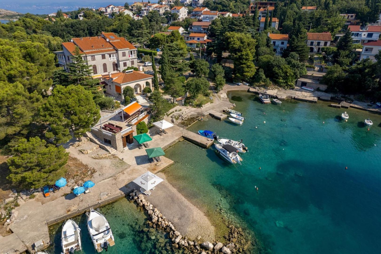 Apartments Jadranka Omišalj Екстериор снимка